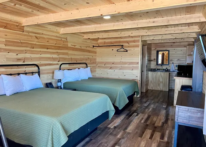 Pine Haven Lodging