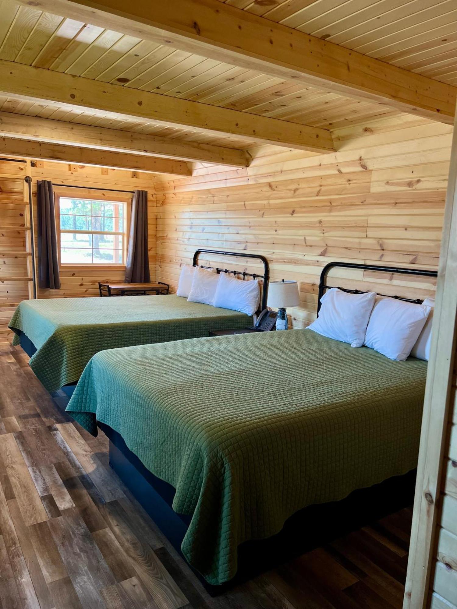 Lodge Pine Haven Rockerville