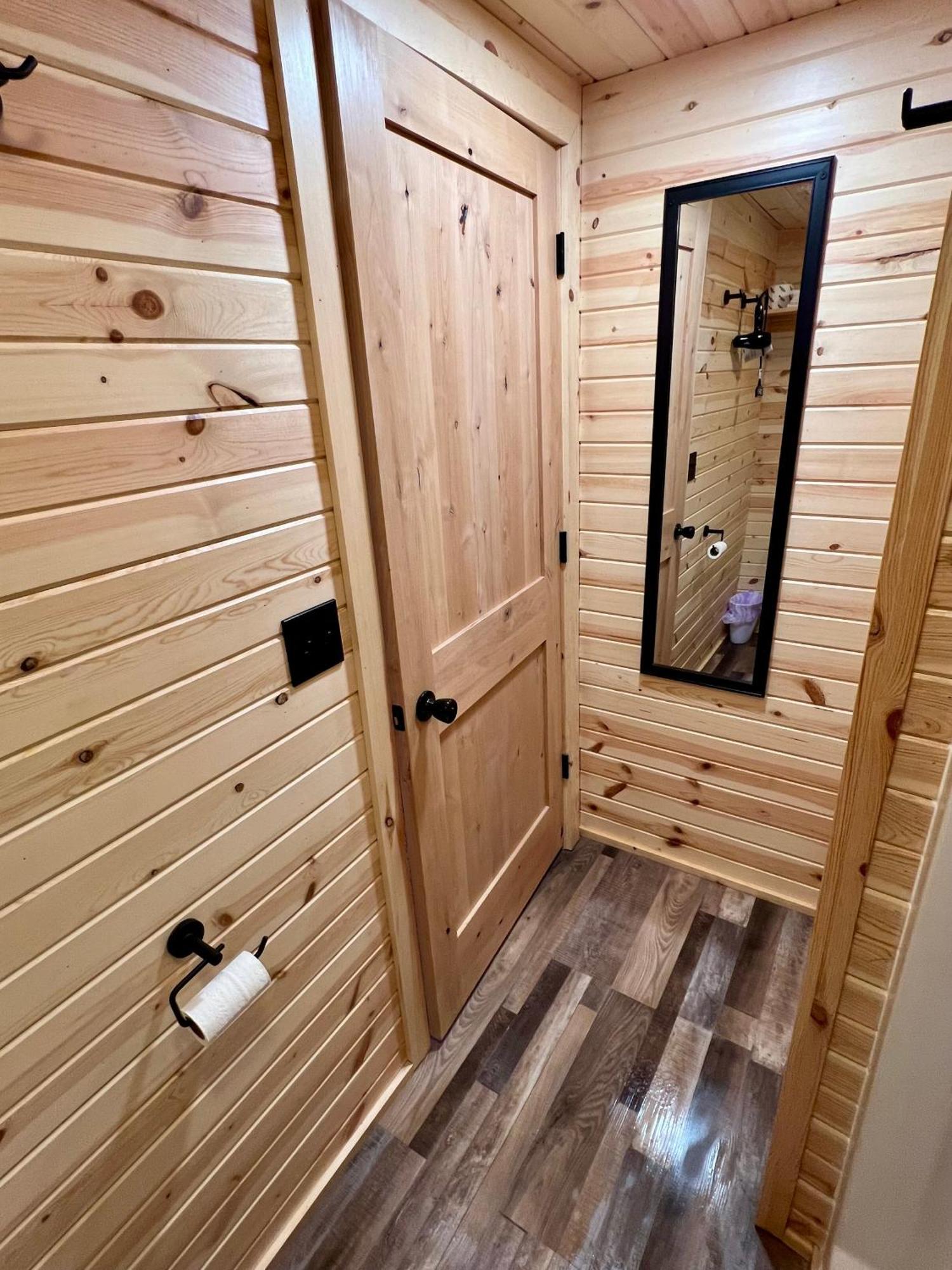 Pine Haven Lodge *
